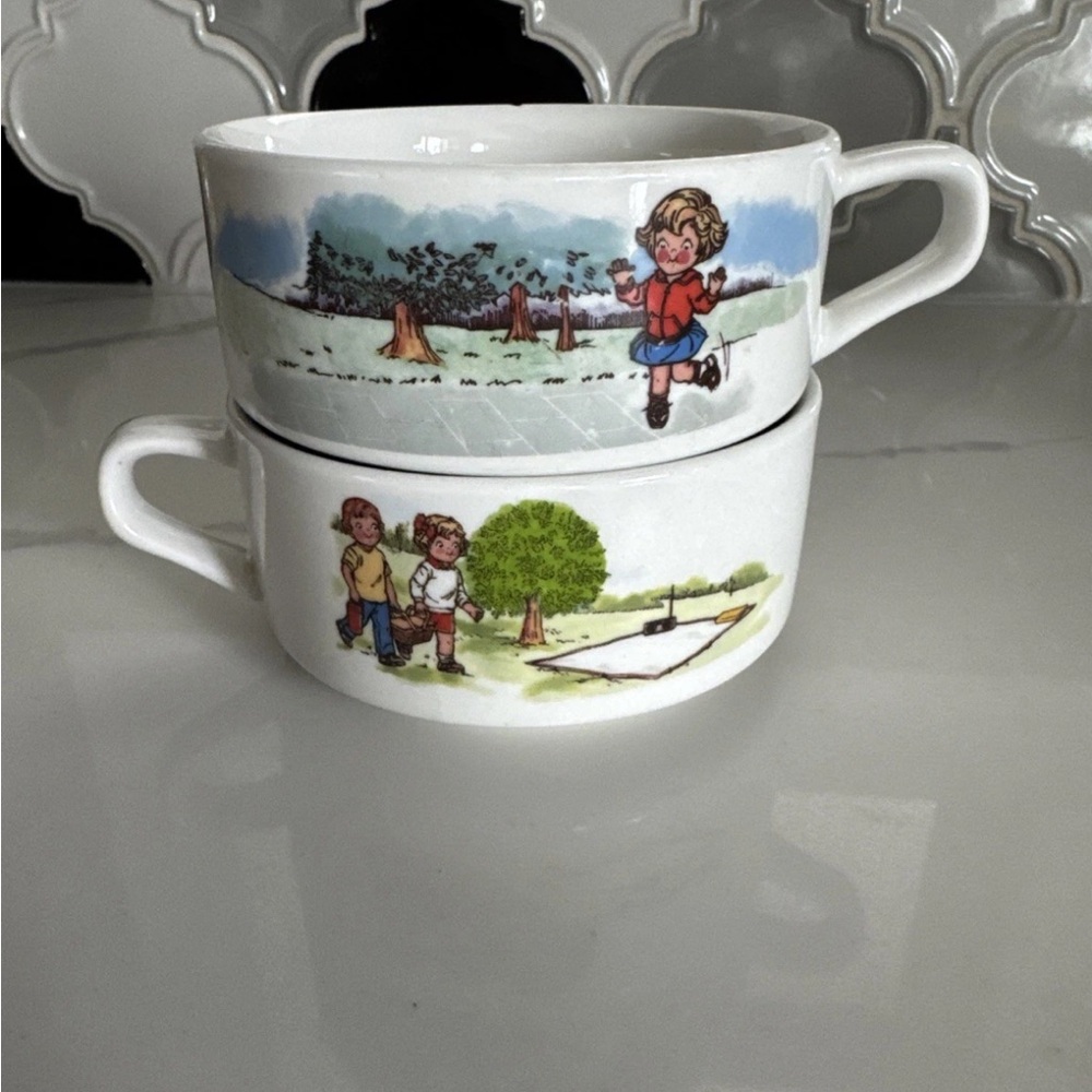 Vintage Campbell’s Soup Bowls – “Hopscotch” & “Picnic” Pair